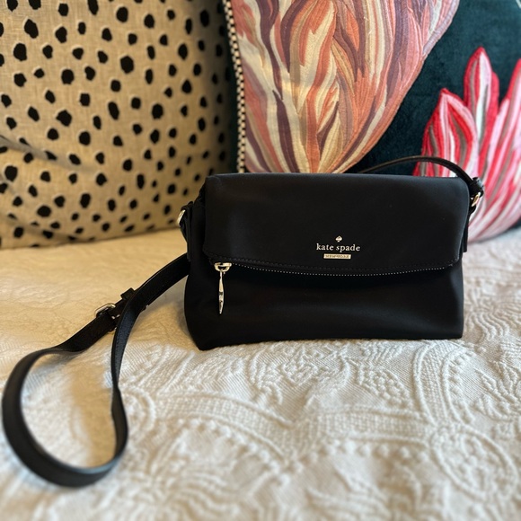 SALE! kate spade nylon crossbody bag - Picture 2 of 4